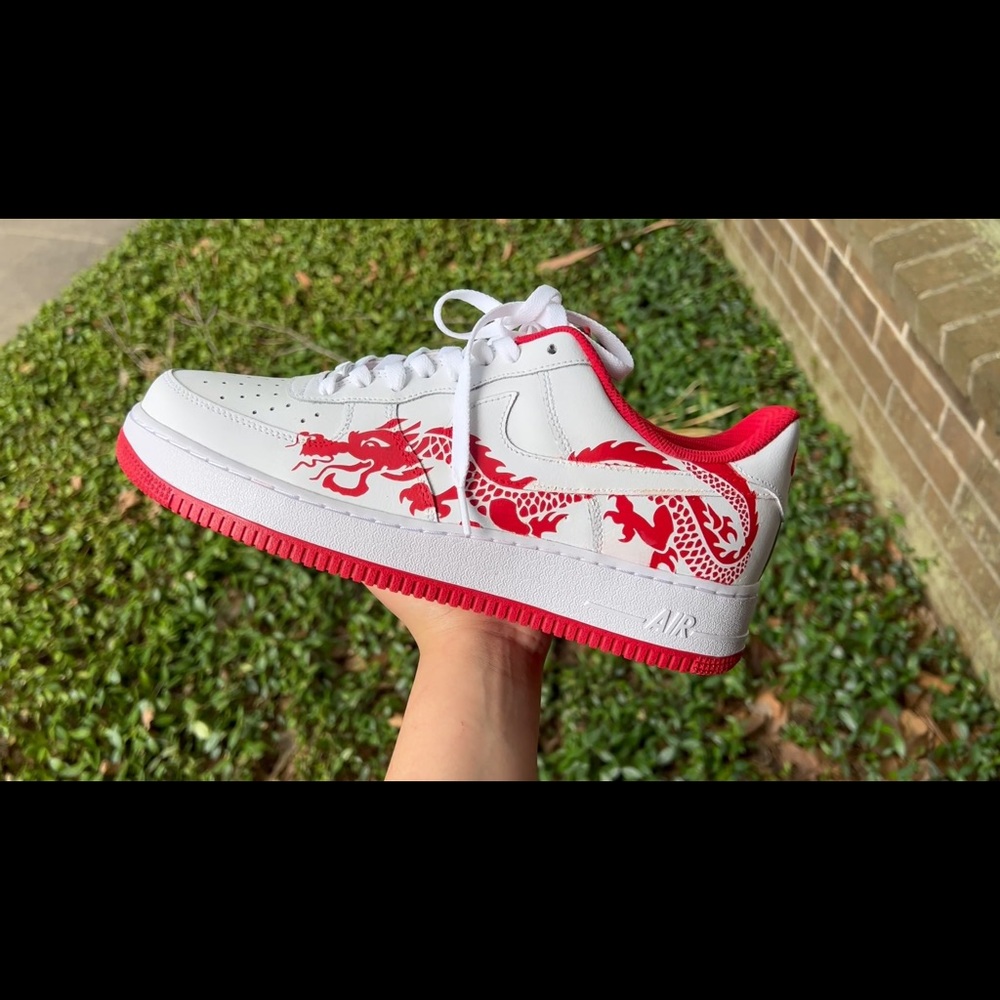Air Force 1 Men size 10 dragon